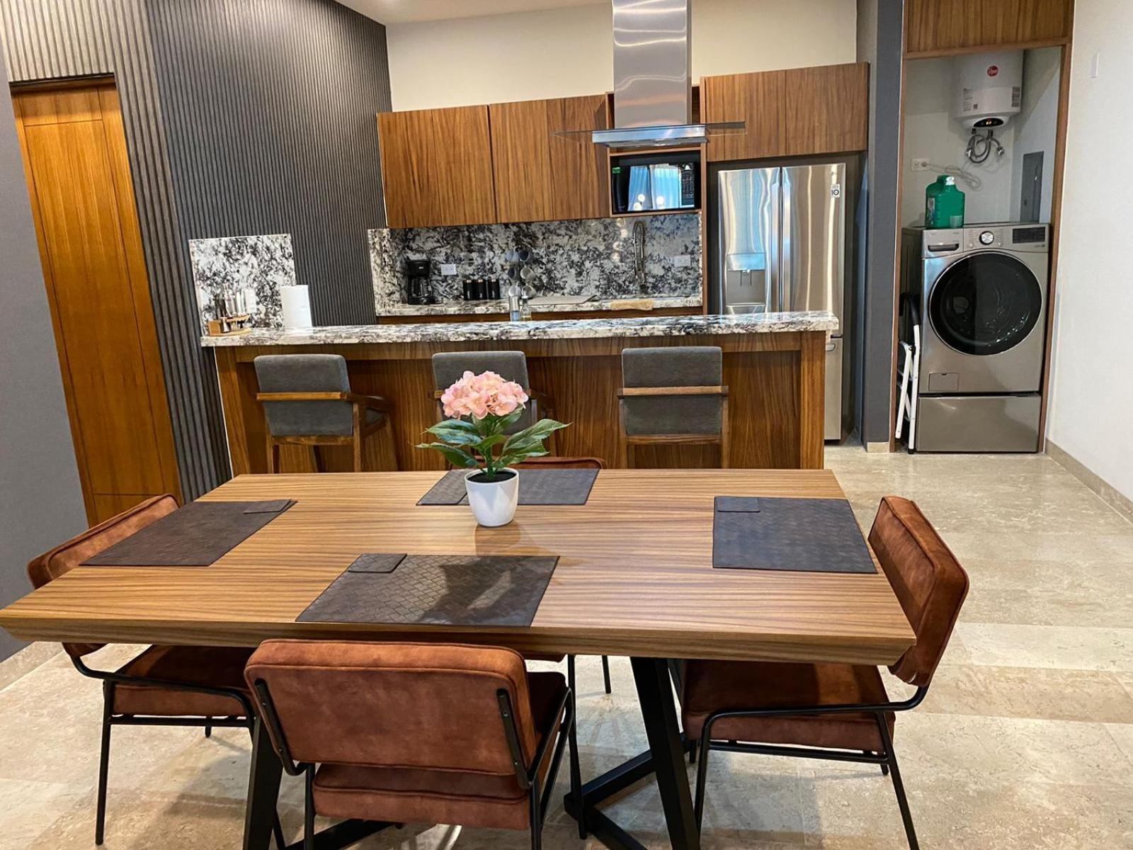 Luxury 2 Bedroom Apt 3 Min Away From The Boardwalk/Malecon Ла-Пас Экстерьер фото